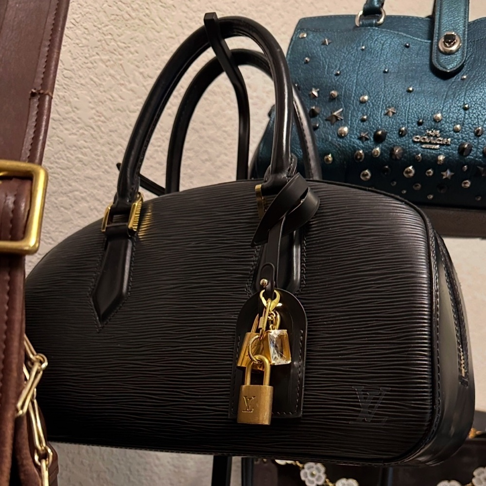 Louis Vuitton Jasmin Black Epi Leather Satchel Brass Hardware